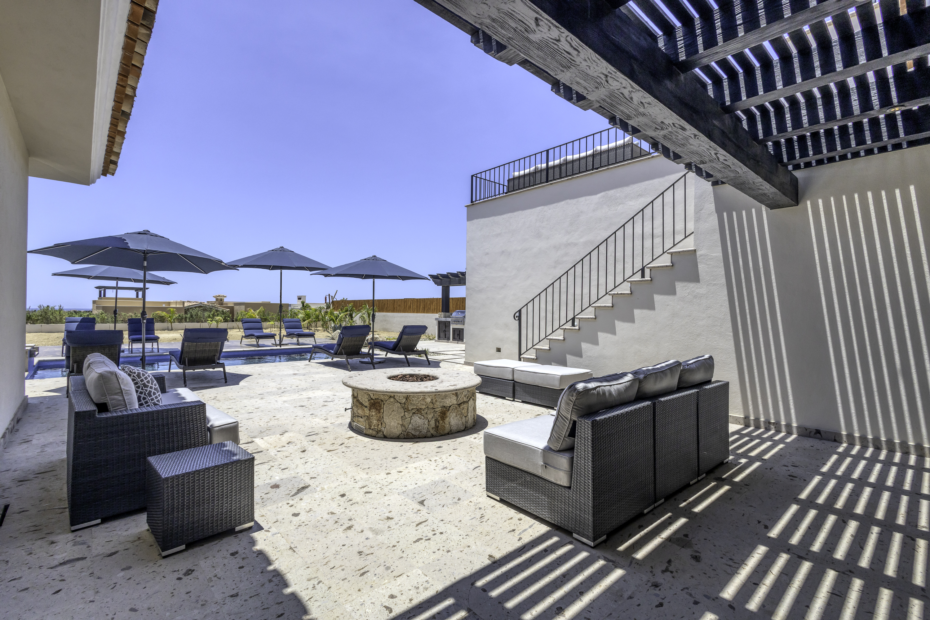 Sapphire Sands pool terrace