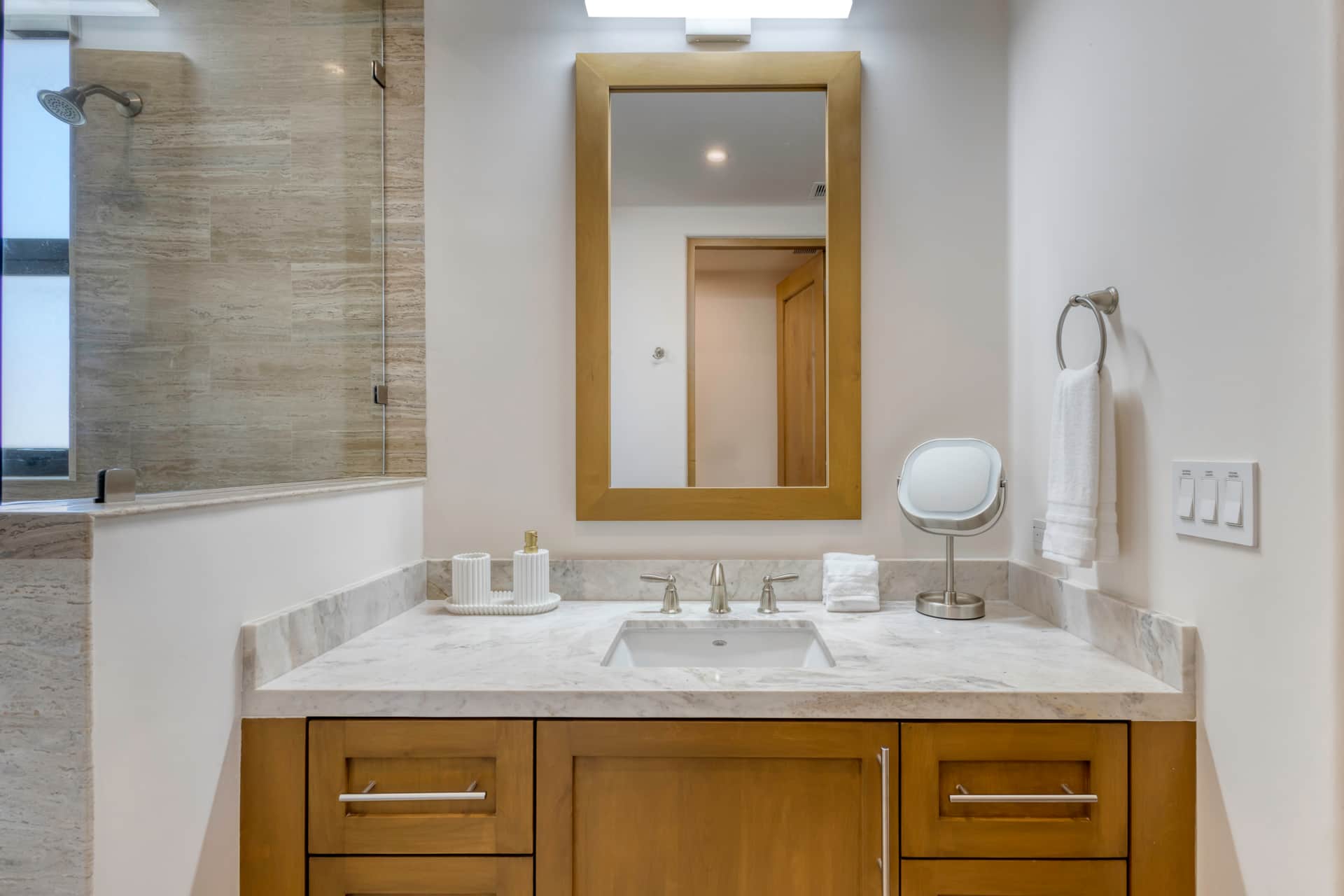 Sapphire Sands bathroom vanity